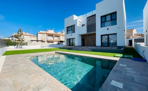 House in Torrevieja, Valencian Community, Spain 1