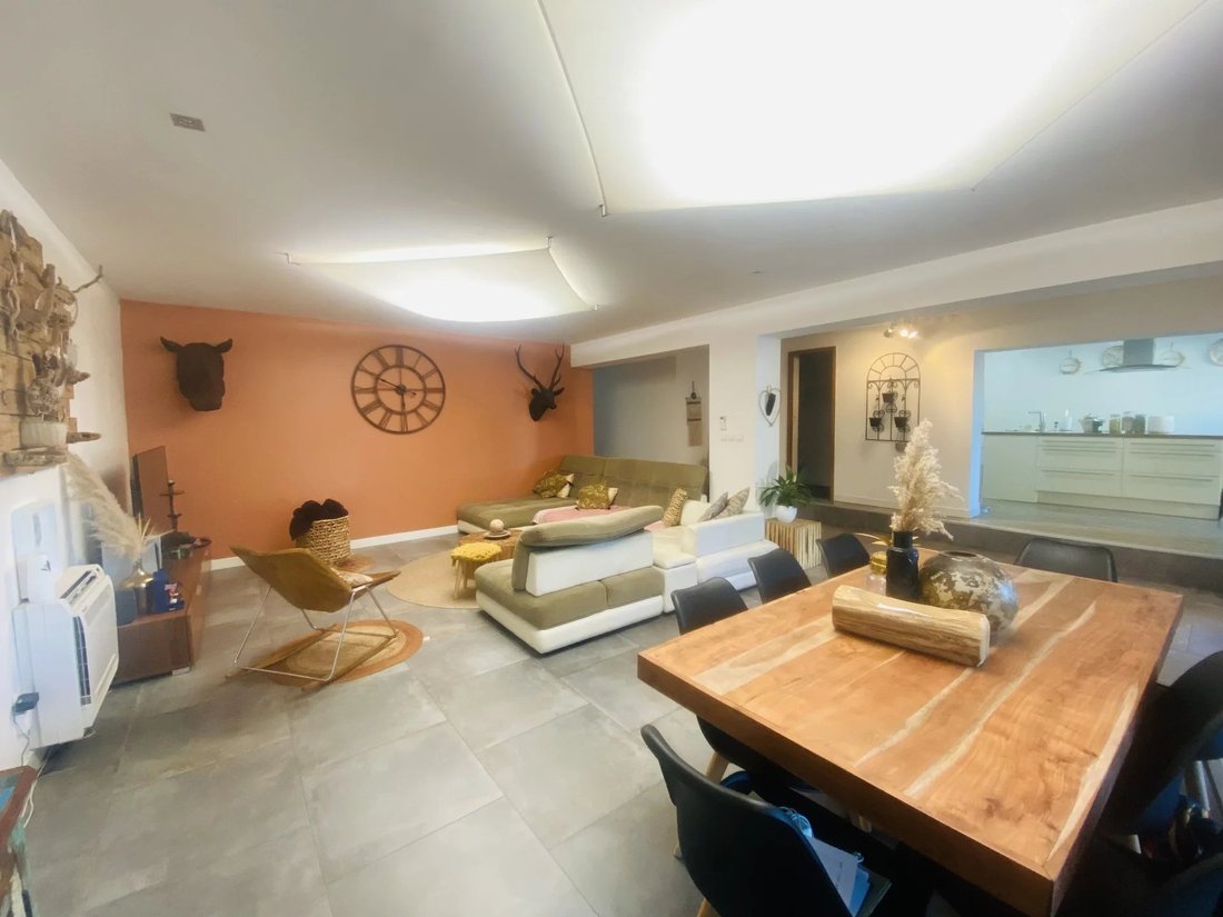 Villa in Tourves, Provence-Alpes-Côte d'Azur, France 5 - 18443304