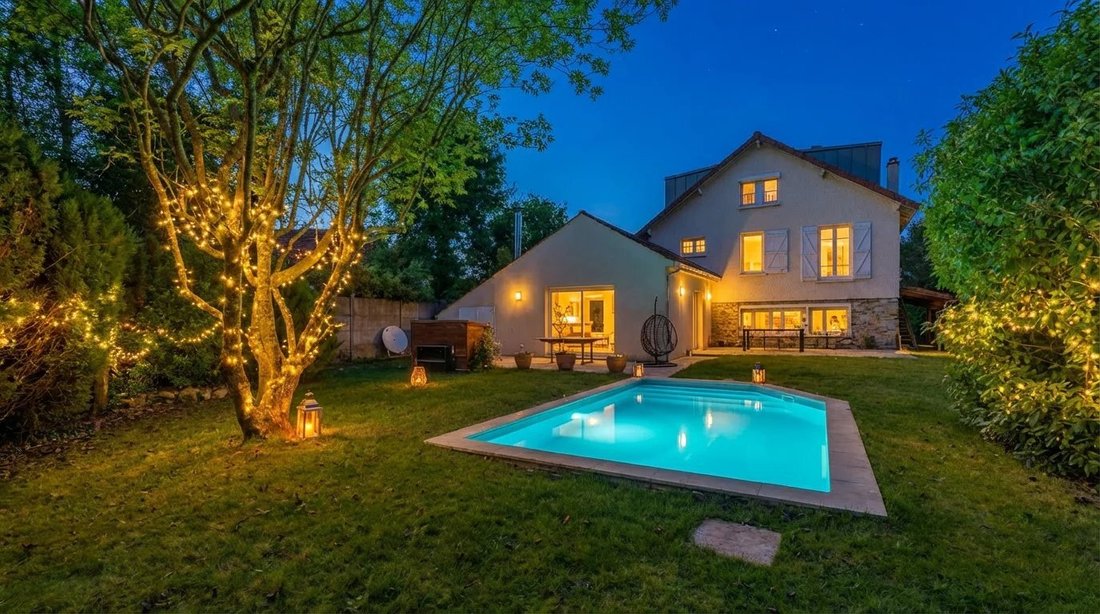 House in Bourg-La Feuillaume Nord, La Celle-Saint-Cloud, France 2 - 16602678