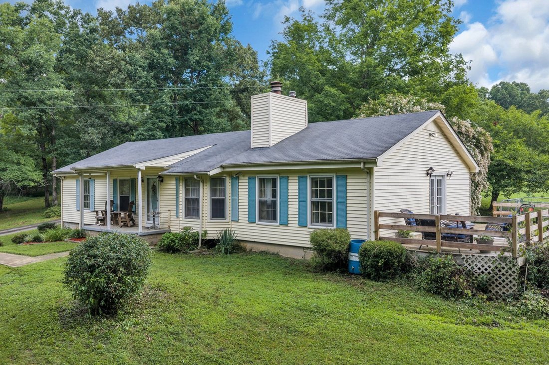 House in Bon Aqua, Tennessee, United States 4 - 18443135