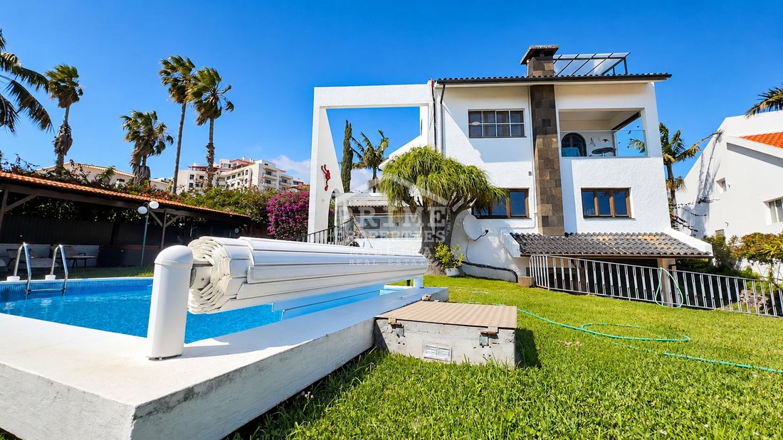 Villa in Reed, Madeira, Portugal 1 - 17492096