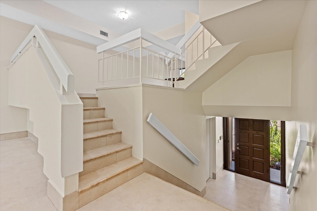 House in North Miami Beach, Florida, United States 5 - 18443243