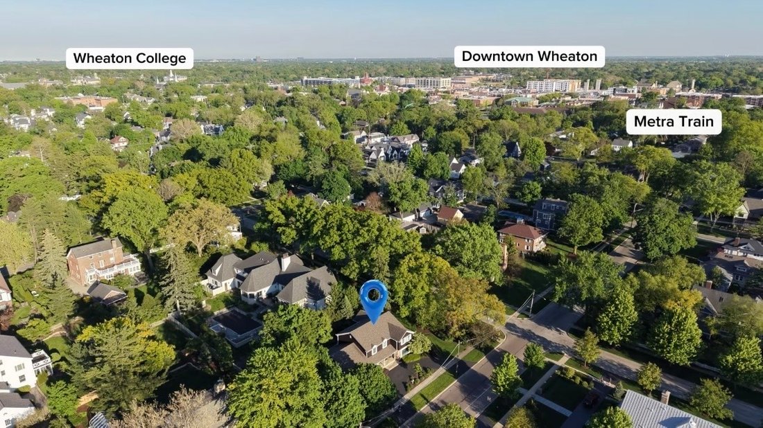 House in Wheaton, Illinois, United States 4 - 18443656