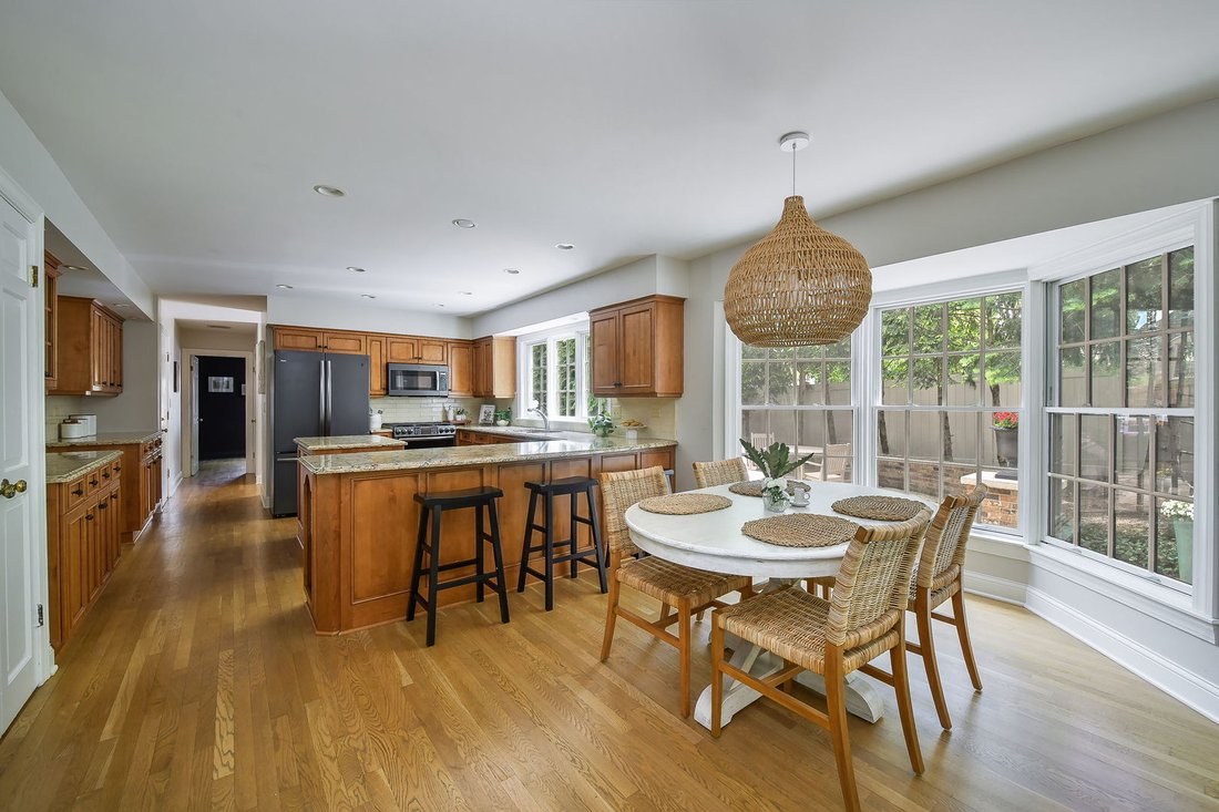 House in Wheaton, Illinois, United States 5 - 18443656