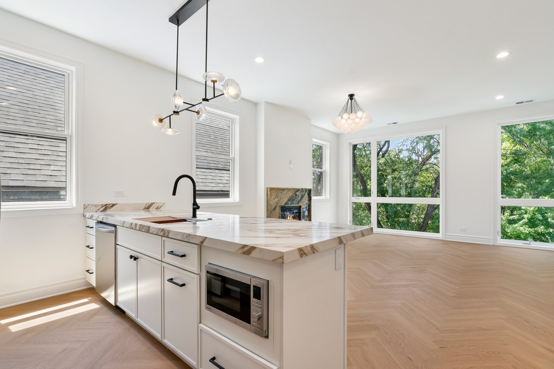 Condo in Chicago, Illinois, United States 3 - 18443192