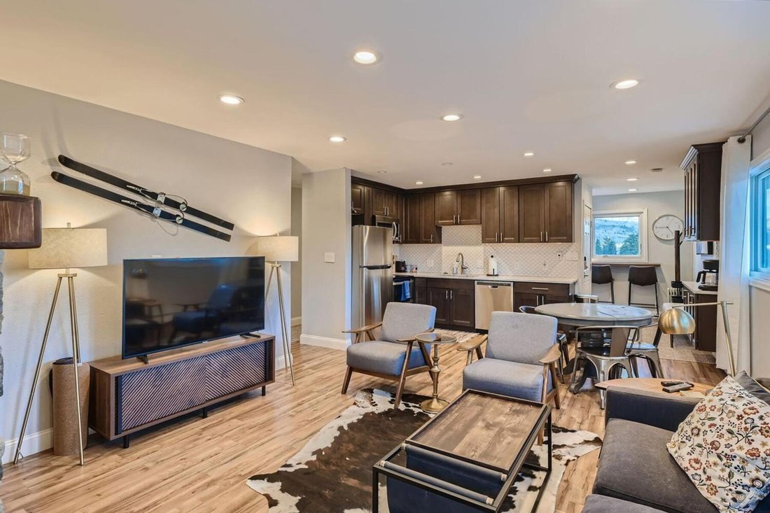 Frisco, Colorado, United States 1 - 18444353