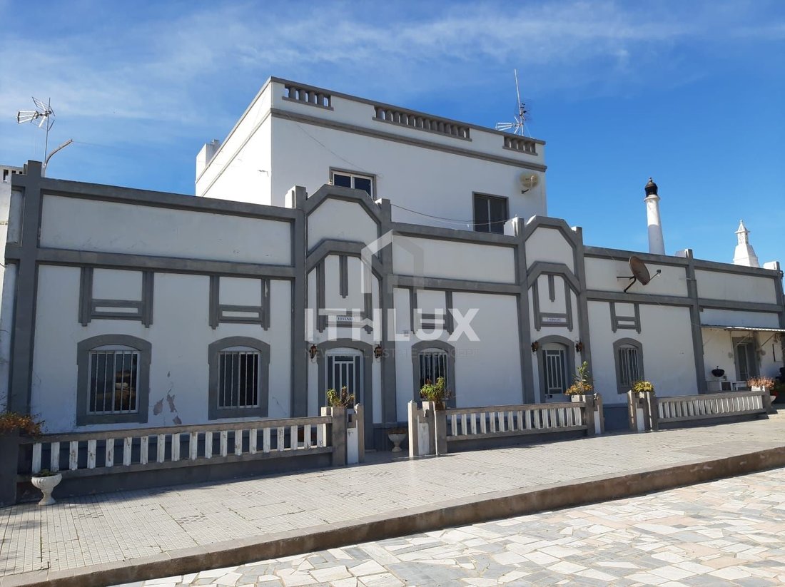 Villa in Moncarapacho, Algarve, Portugal 1 - 18443710