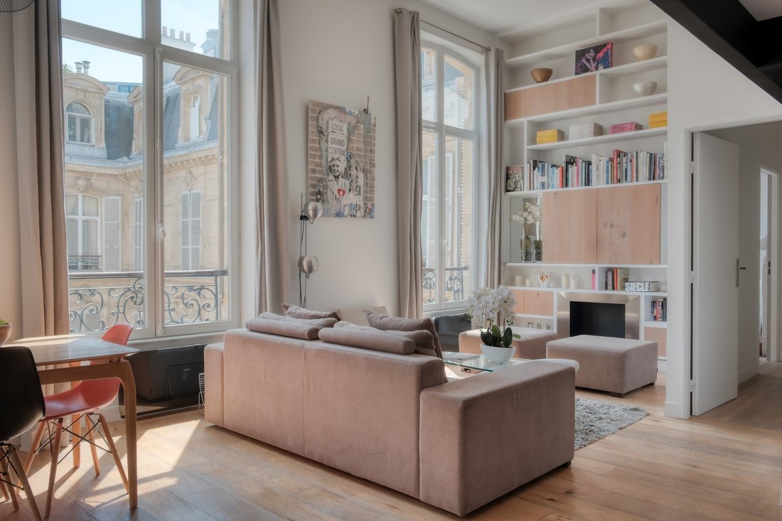 Apartment in Hoche-Friedland, Paris 8e Arrondissement, Paris 2 - 18444302