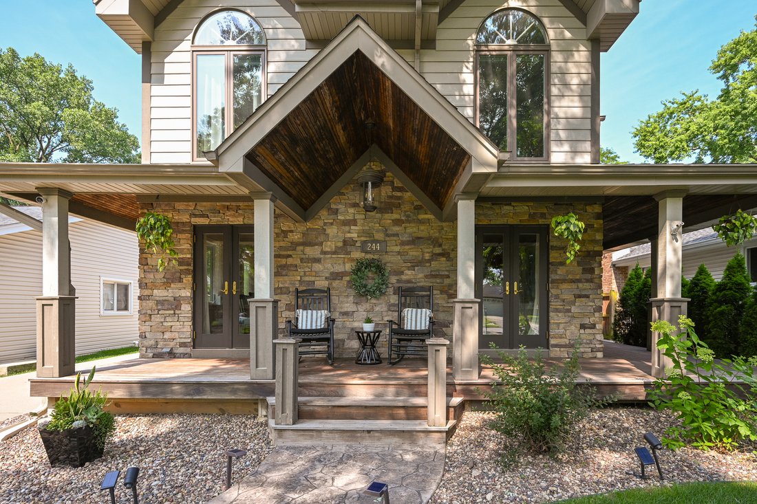 House in Glen Ellyn, Illinois, United States 3 - 18443219