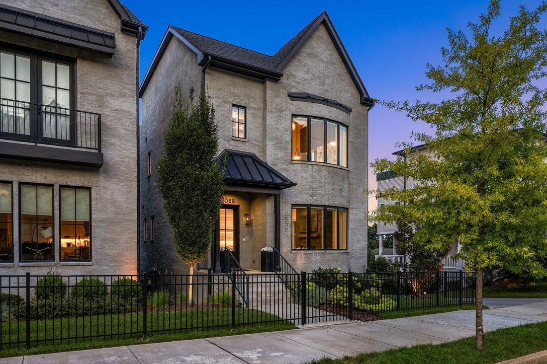 Co Op in Nashville, Tennessee, United States 3 - 18443137