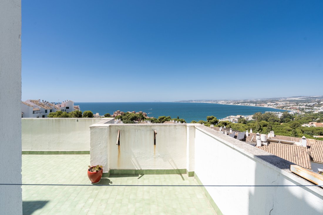 Apartment in Estepona, Andalusia, Spain 2 - 18444399