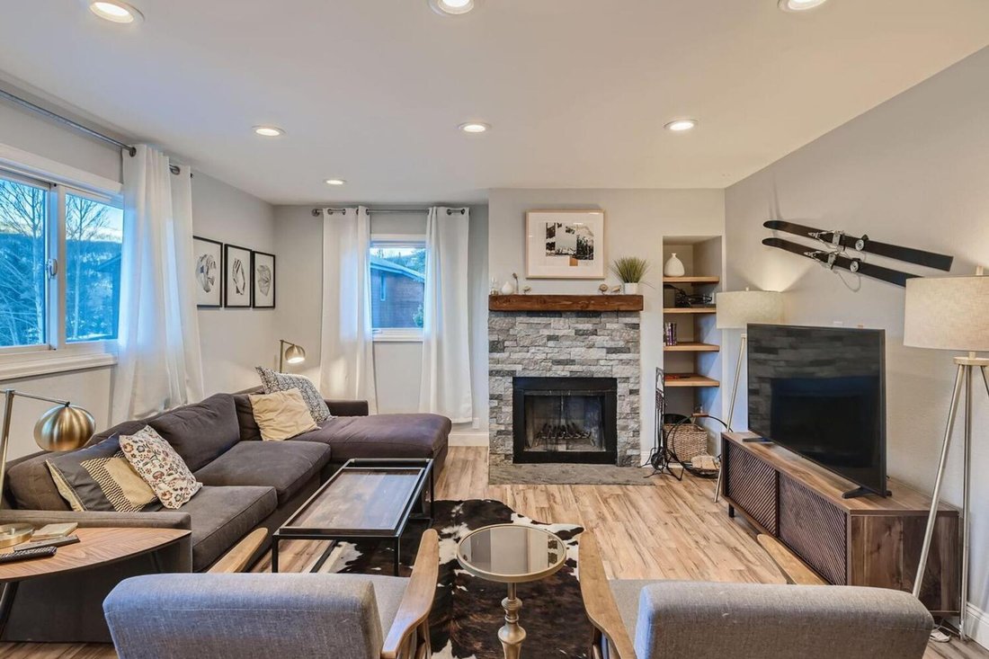 Frisco, Colorado, United States 4 - 18444353