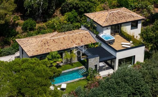 Villa in Basse Suane-Les Virgiles, Sainte-Maxime, France 1