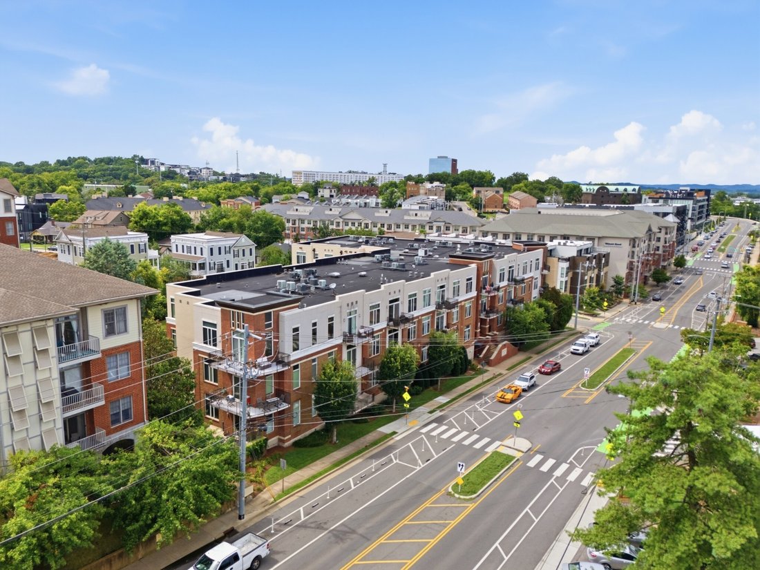 Condo in Nashville, Tennessee, United States 2 - 18443128
