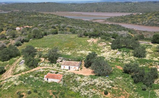 Terreno a Estombar e Parchal, Algarve, Portogallo 1