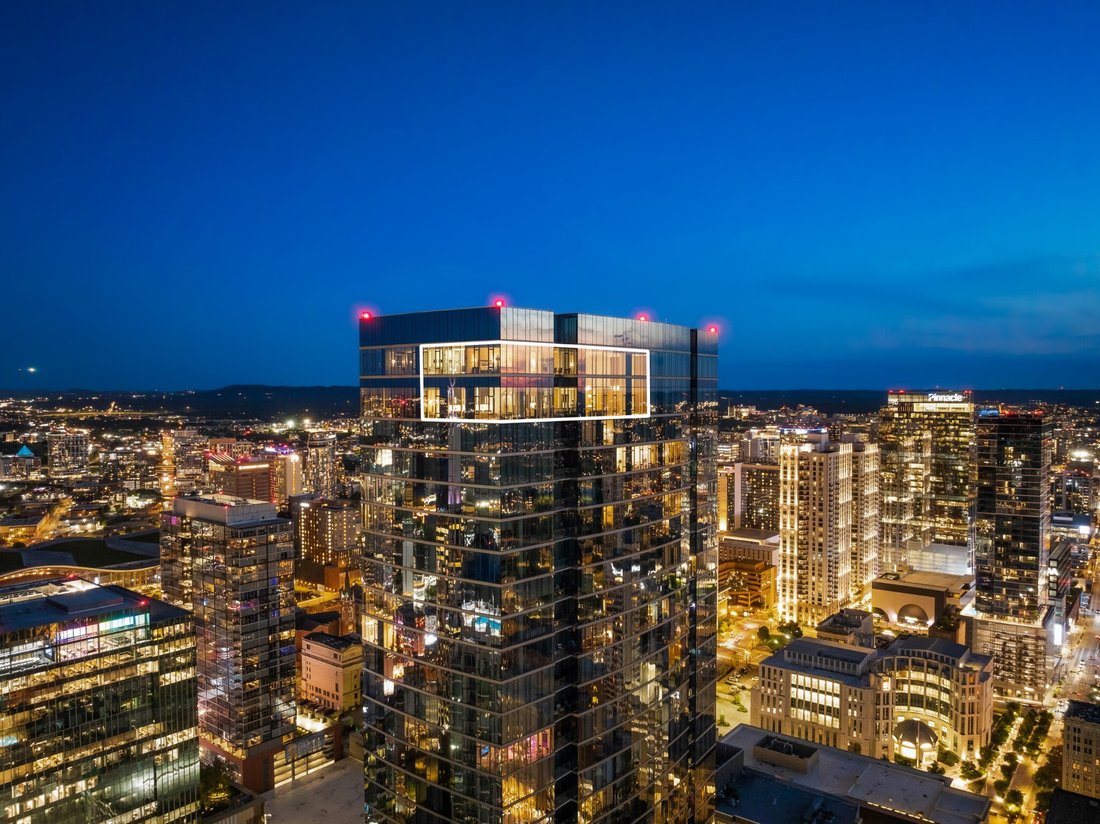 Condo in Nashville, Tennessee, United States 4 - 18443183