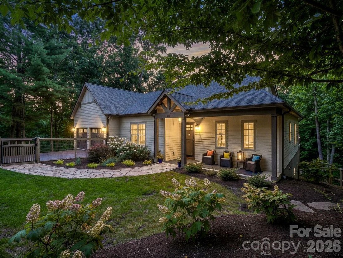 Casa a Asheville, Carolina del Nord, Stati Uniti 3 - 18443805