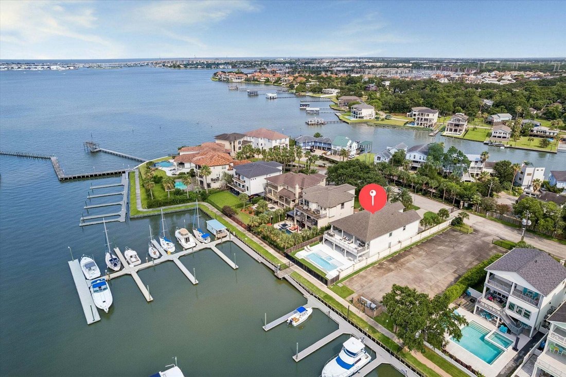 House in Kemah, Texas, United States 3 - 18444265