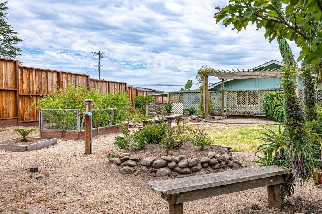 House in Watsonville, California, United States 4 - 18443802