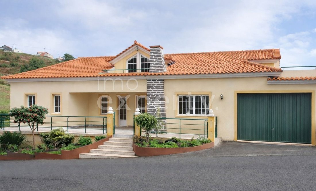 Villa in Ponta do Sol, Madeira, Portugal 2 - 18443926