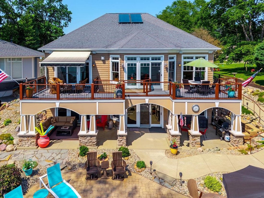 House in Fremont, Indiana, United States 2 - 18444264