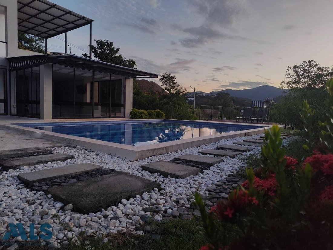 Finca in Sopetrán, Antioquia, Colombia 1 - 18443297