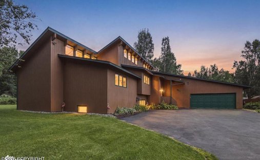 House in Anchorage, Alaska, United States 1