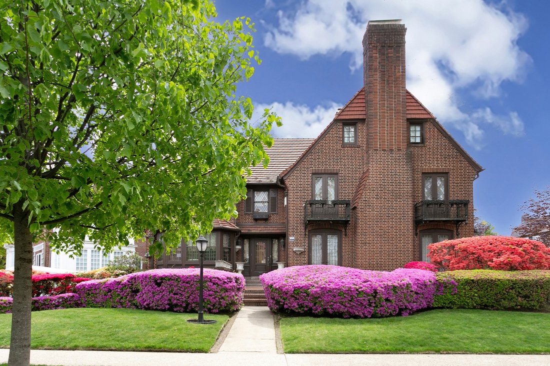 House in New York, New York, United States 2 - 18443255
