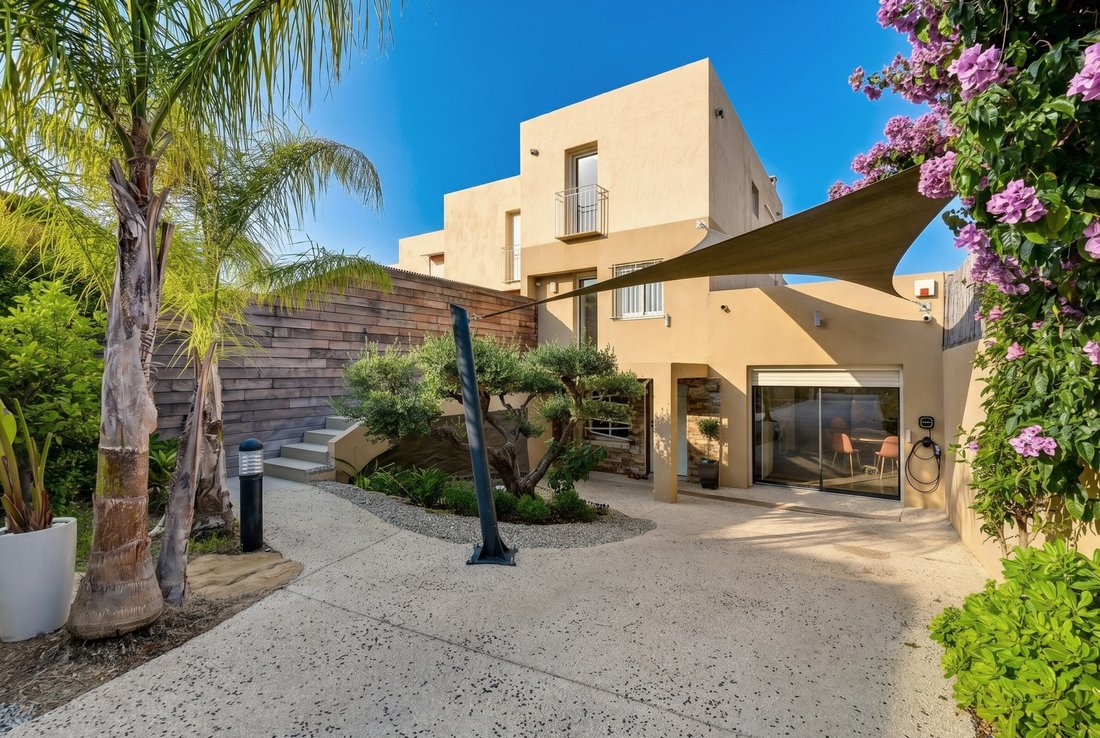 Apartment in Bandol, Provence-Alpes-Côte d'Azur, France 4 - 18444307