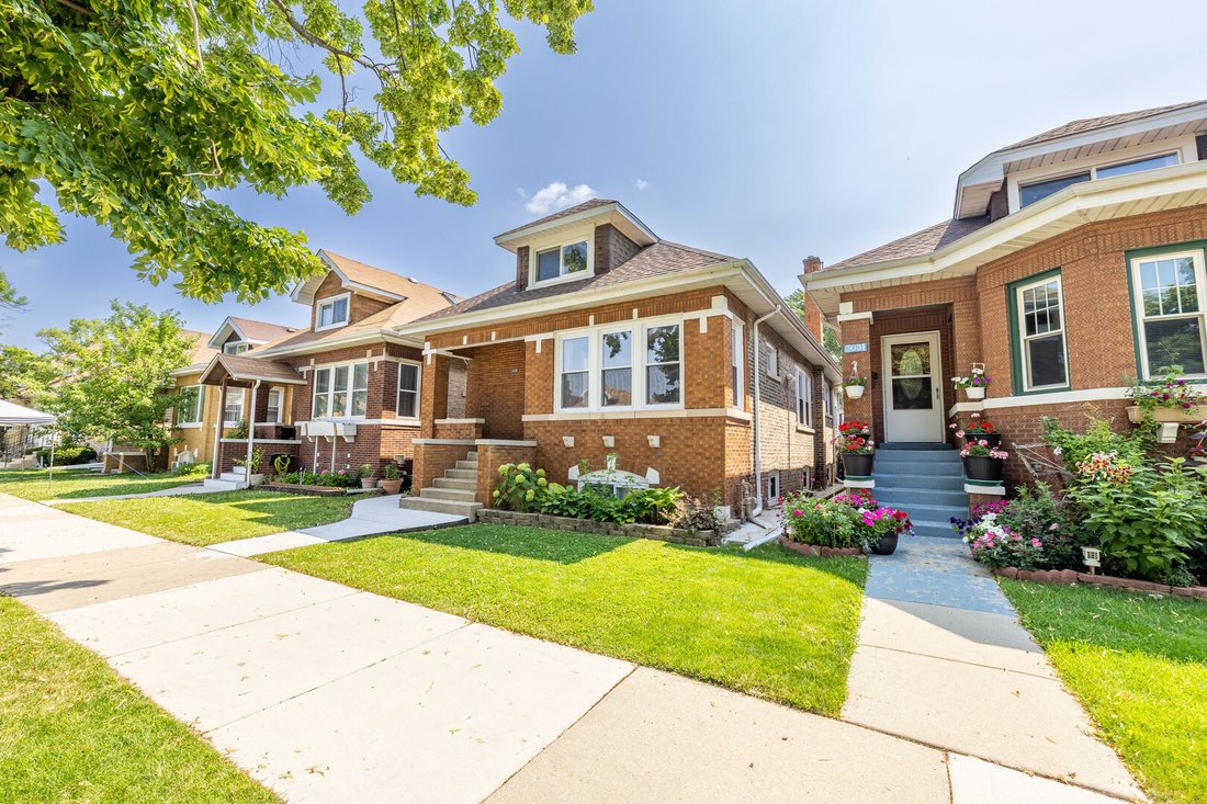 House in Chicago, Illinois, United States 2 - 18443193