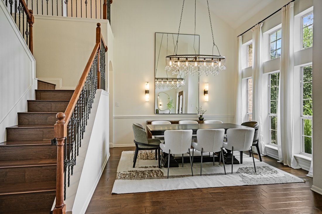Austin, Texas, United States 3 - 18444320