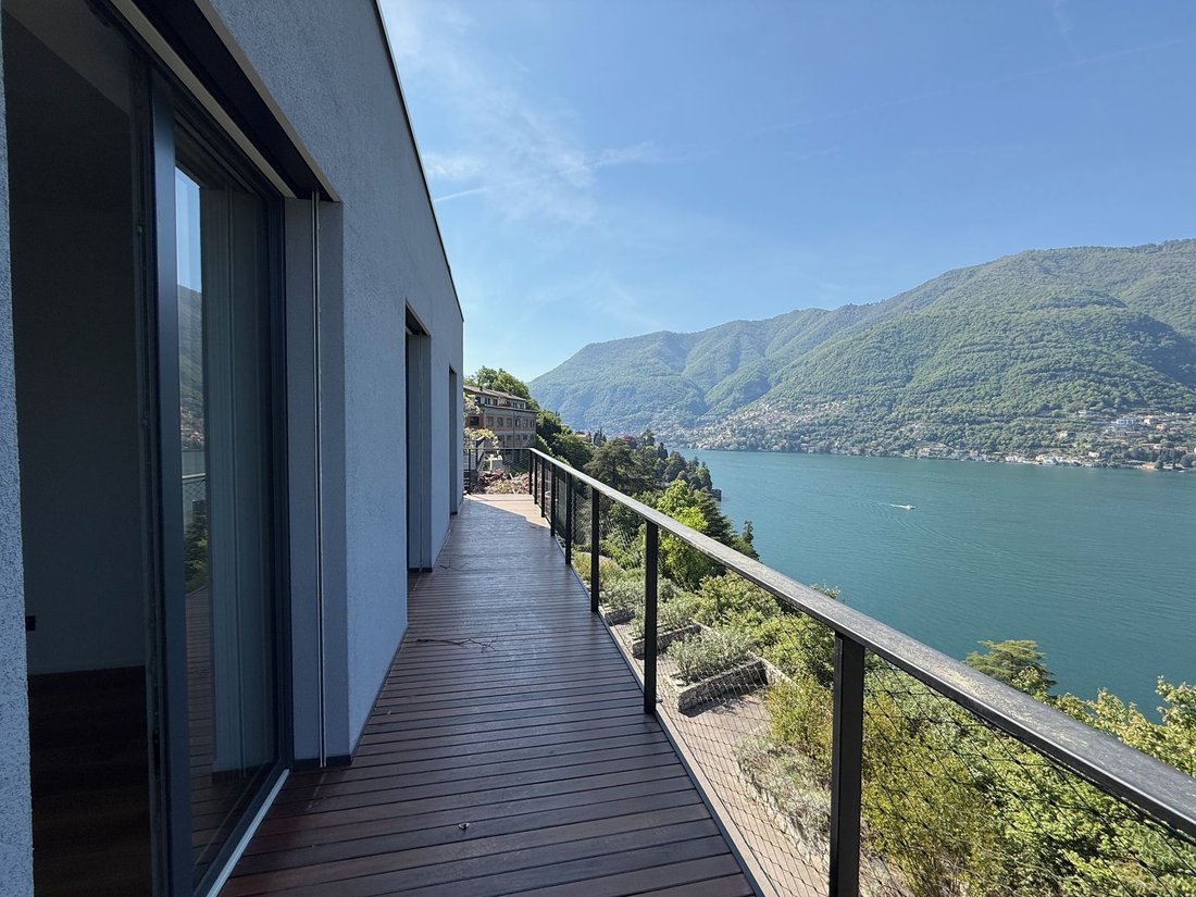 Villa in Torno, Lombardy, Lombardy, Italy 1 - 18445339