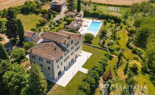 Villa à Folignano, Marches, Italie 1