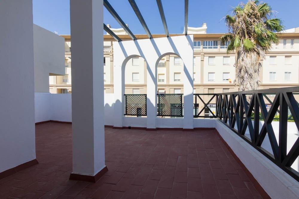 Townhouse in El Puerto de Santa María, Andalusia, Spain 2 - 18445038