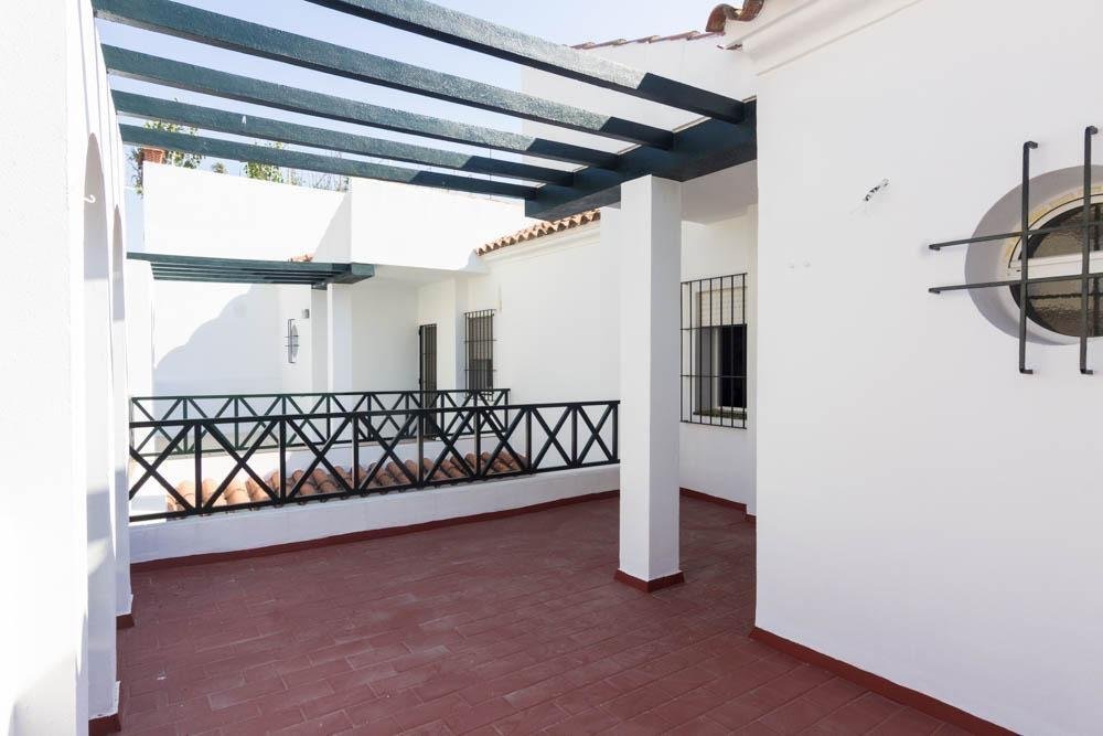 Townhouse in El Puerto de Santa María, Andalusia, Spain 3 - 18445038