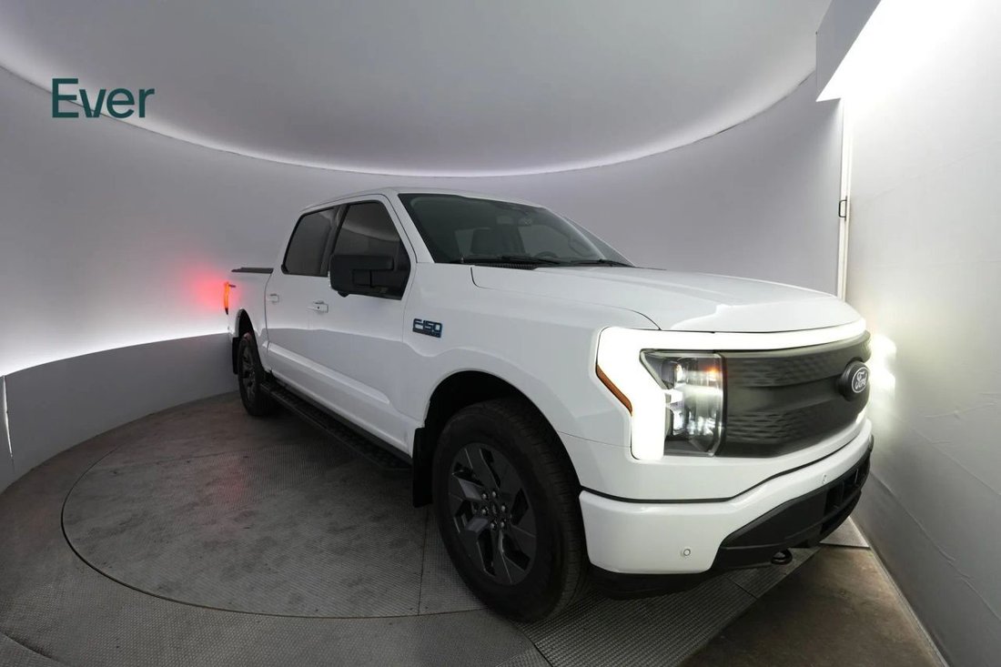 Pickup in San Francisco, CA, United States 2 - 18337914