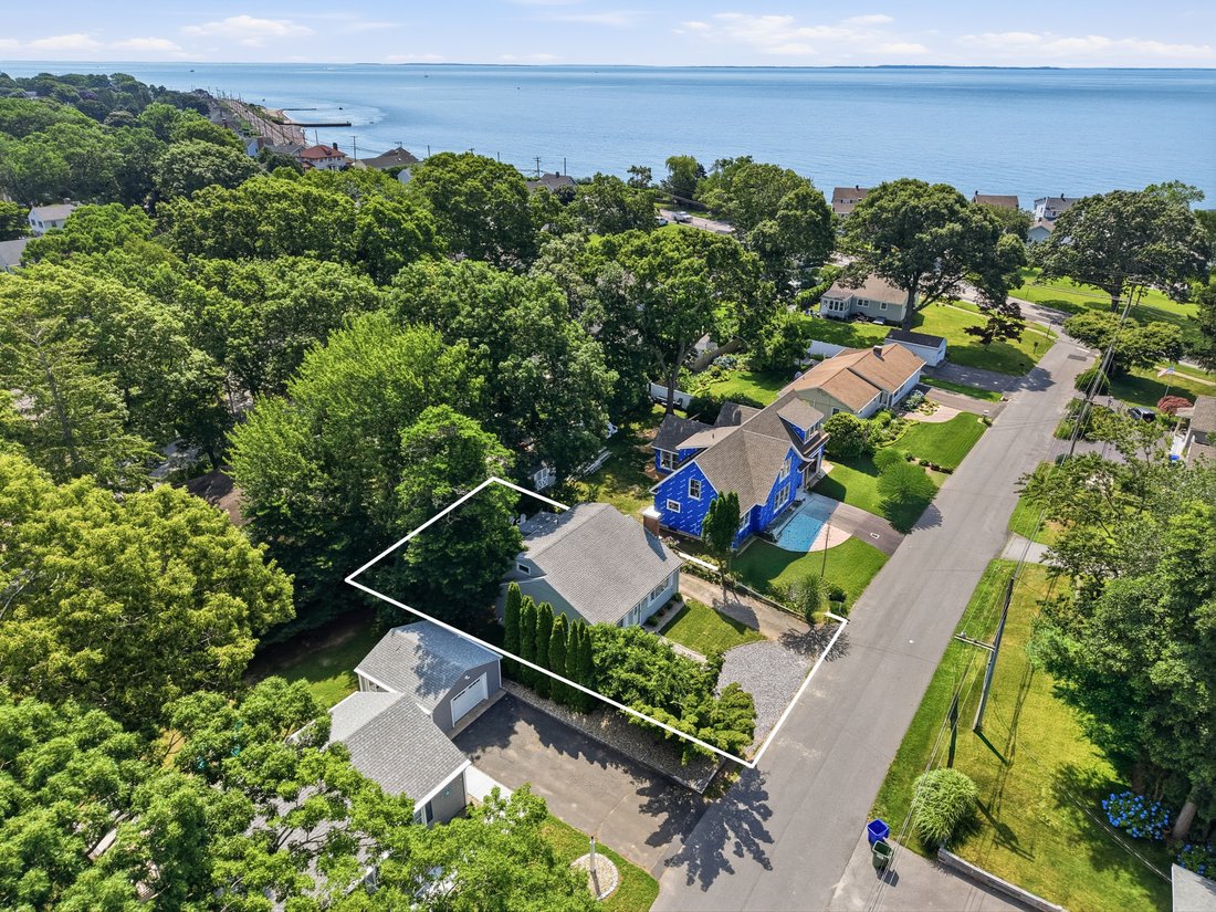 House in Old Saybrook, Connecticut, United States 3 - 18445152