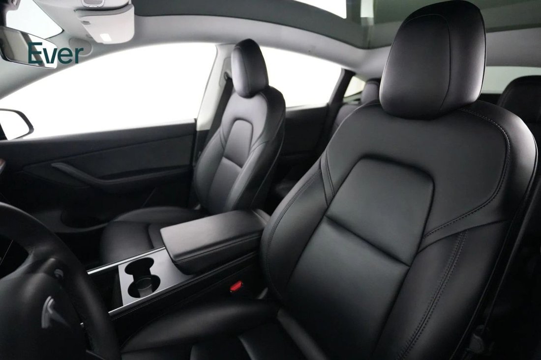Suv in San Francisco, CA, United States 4 - 18337896