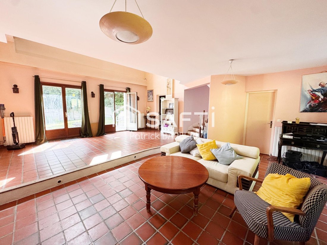 House in Vaureal, Ile-de-France, France 4 - 17871549