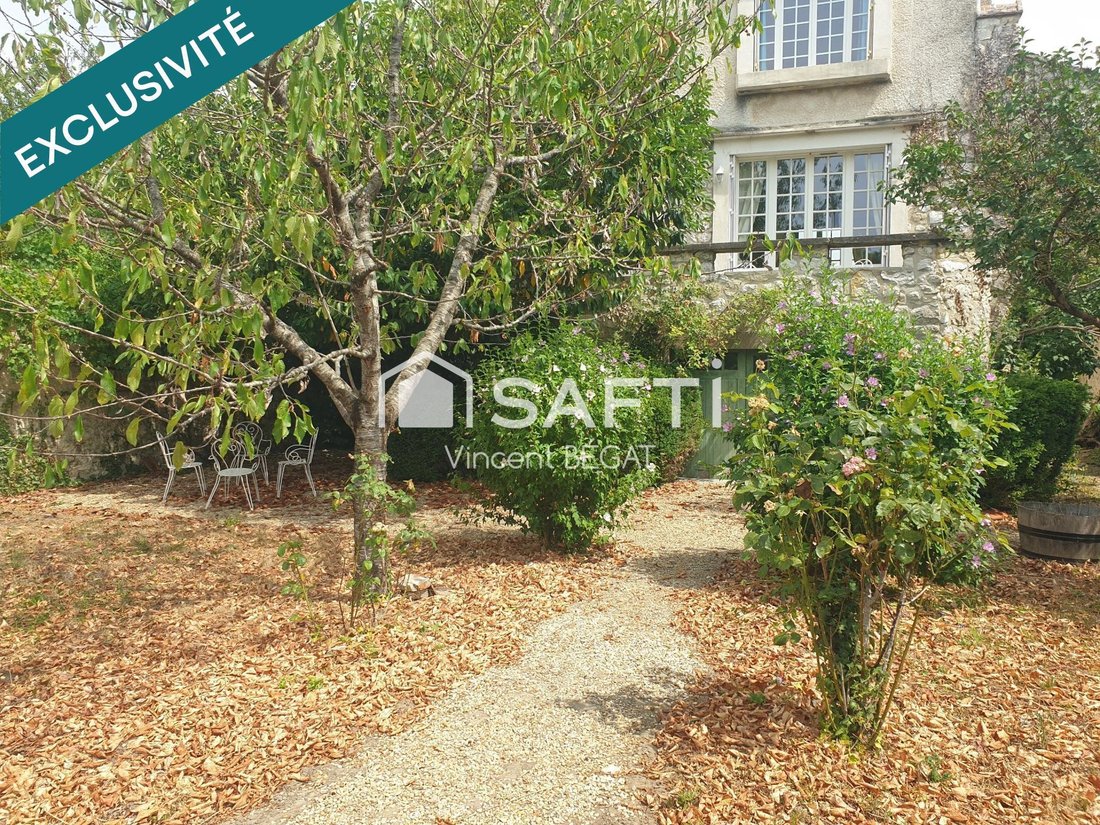 House in Moret-Loing-et-Orvanne, Ile-de-France, France 2 - 17349379