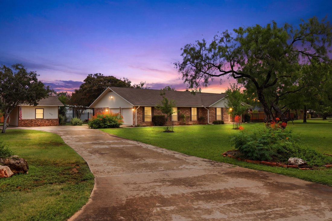 House in New Braunfels, Texas, United States 3 - 18445285