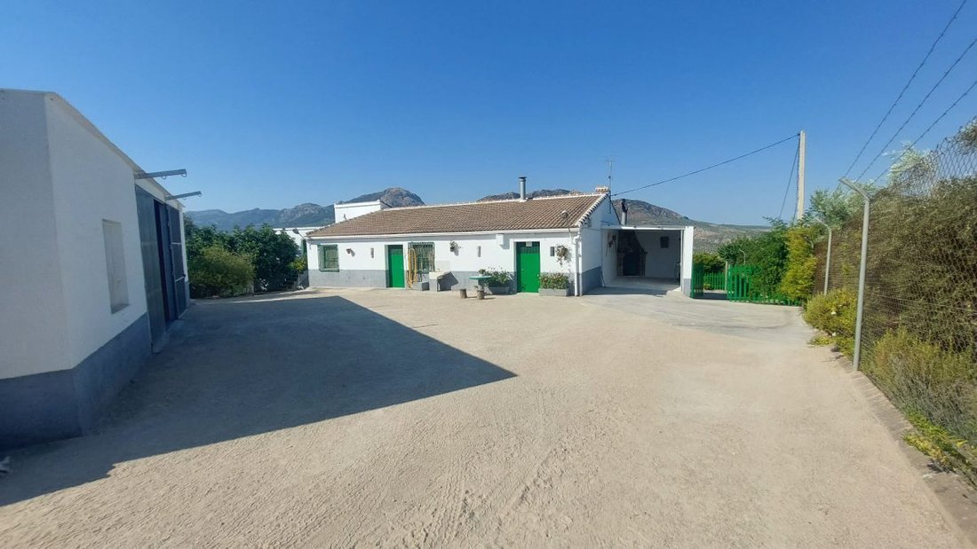 Finca in Quesada, Andalusia, Spain 1 - 18445015