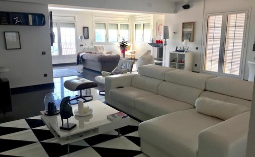 House in Marianao, Sant Boi de Llobregat, Spain 1