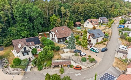Haus in Fontenais, Jura, Schweiz 1