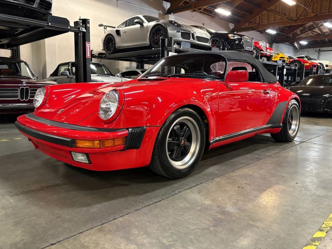 Cabriolet in Seattle, WA, United States 3 - 18444852