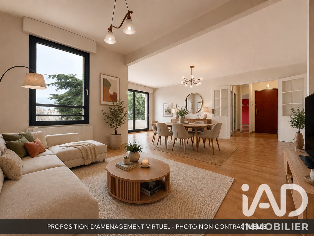 Apartment in Brossolette-Vieux Bourg-Malraux, Châtillon, France 1 - 16393495