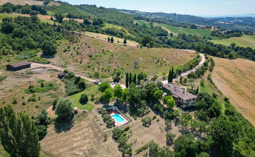 Tenuta a Centro Storico, Urbino, Marche 1