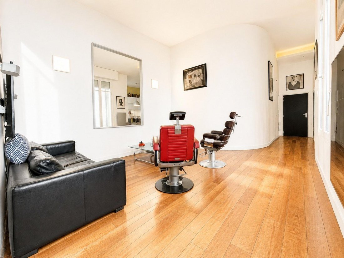 Apartment in Lorette-Martyrs, Paris 9e Arrondissement, Paris 3 - 18445503