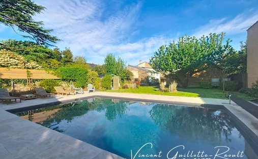 House in Sainte-Pazanne, Pays de la Loire, France 1