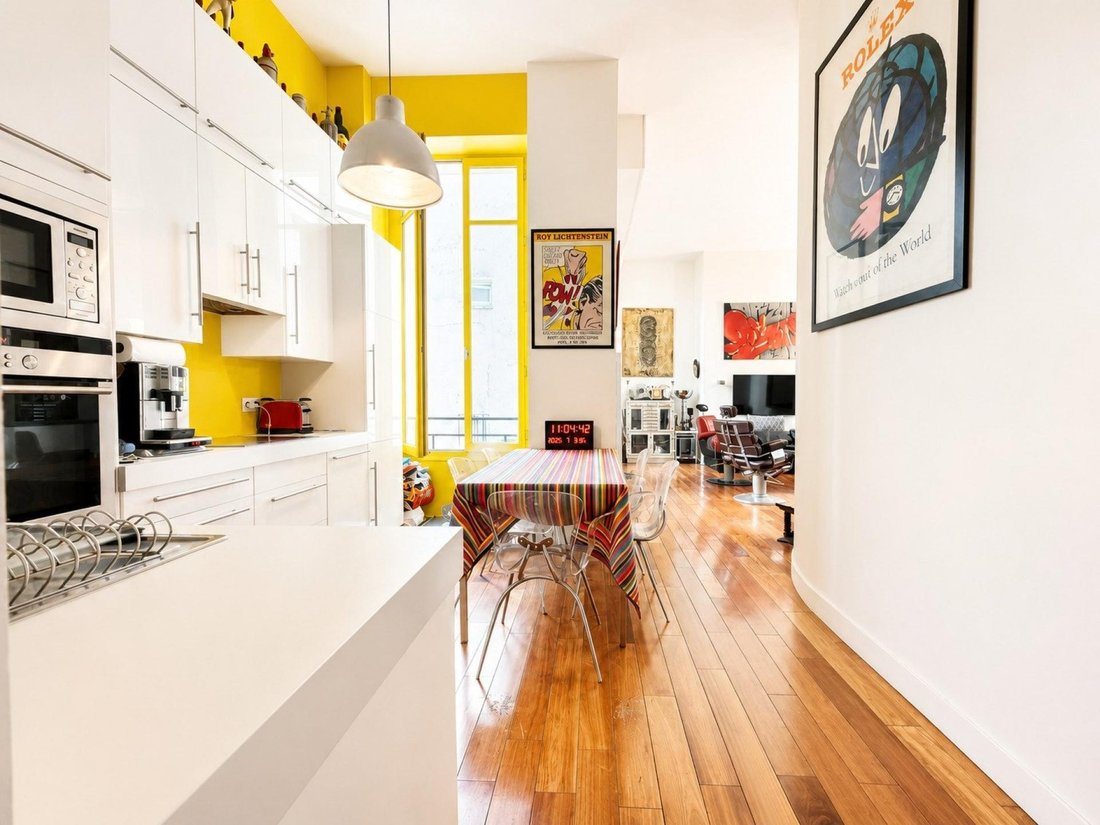 Apartment in Lorette-Martyrs, Paris 9e Arrondissement, Paris 1 - 18445503